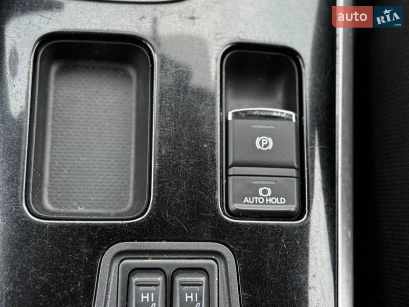 Внедорожник / Кроссовер Mitsubishi Outlander 2020 в Киверцах