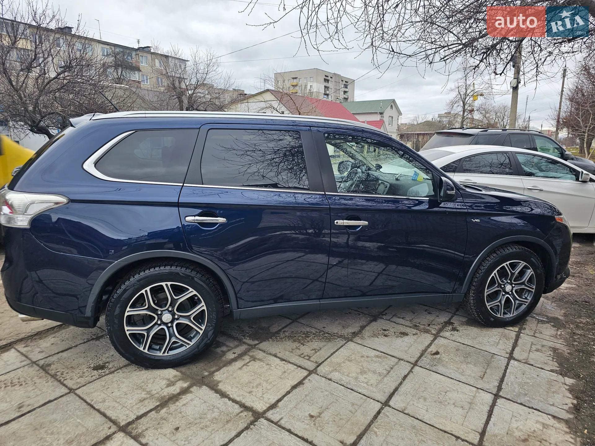 2014 Mitsubishi Outlander - мініатюра 8