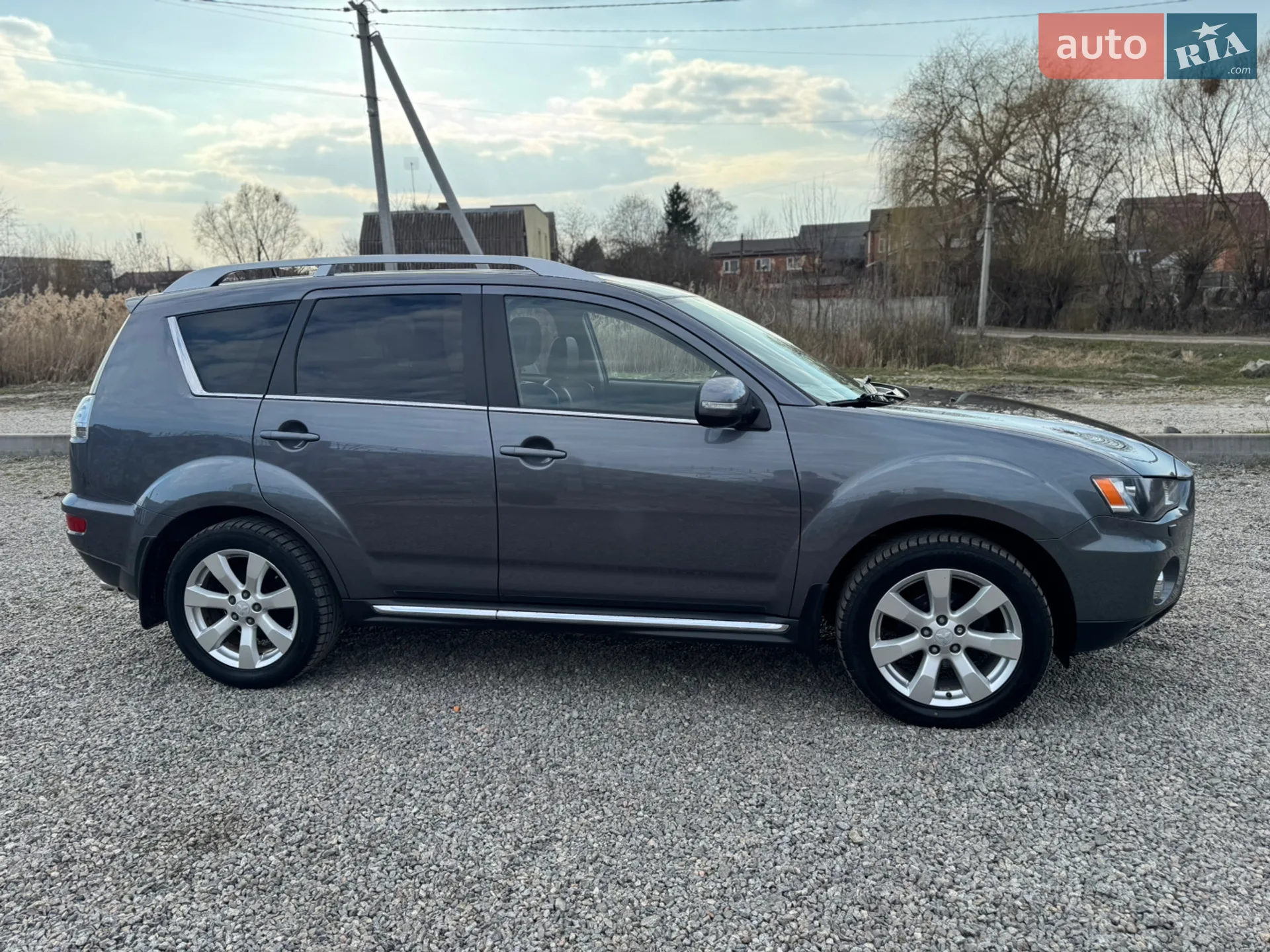 2010 Mitsubishi Outlander - мініатюра 14