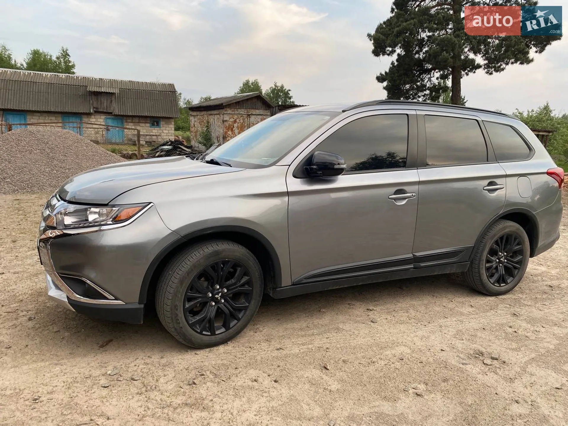 2017 Mitsubishi Outlander - мініатюра 2