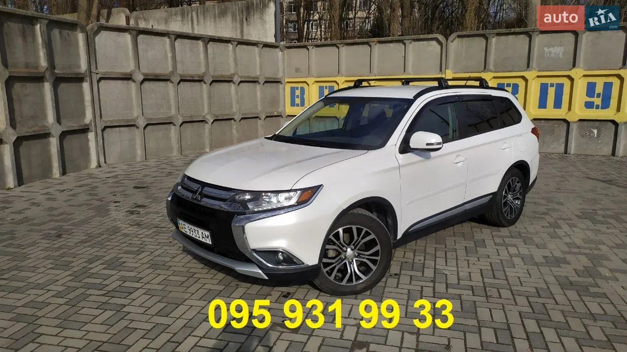 2016 Mitsubishi Outlander - мініатюра 14