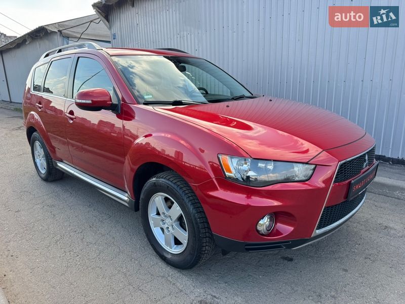 Mitsubishi Outlander 2012