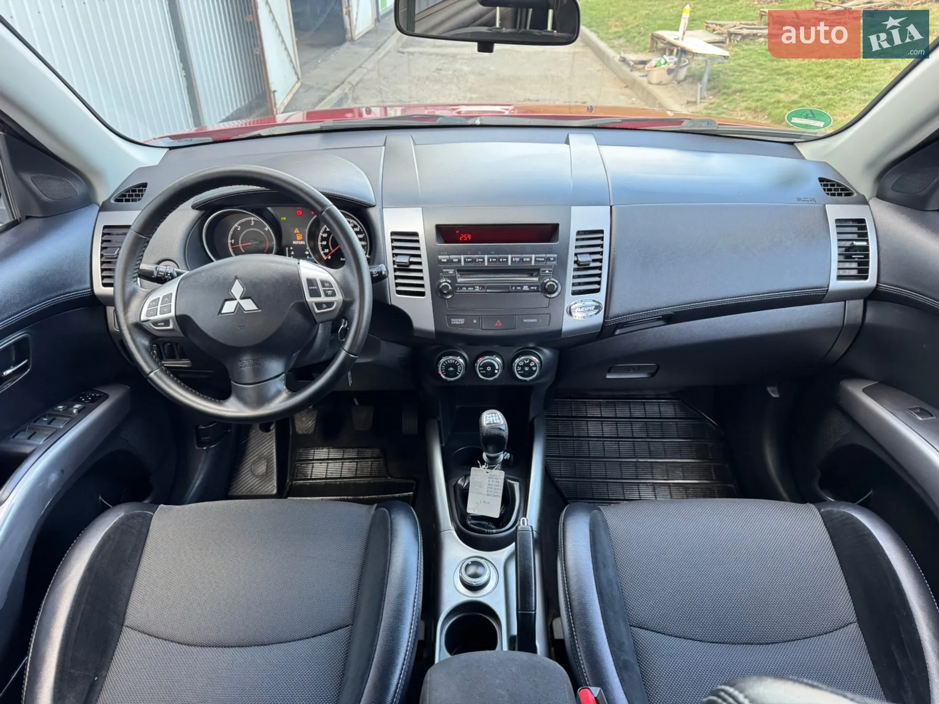 2012 Mitsubishi Outlander - мініатюра 28