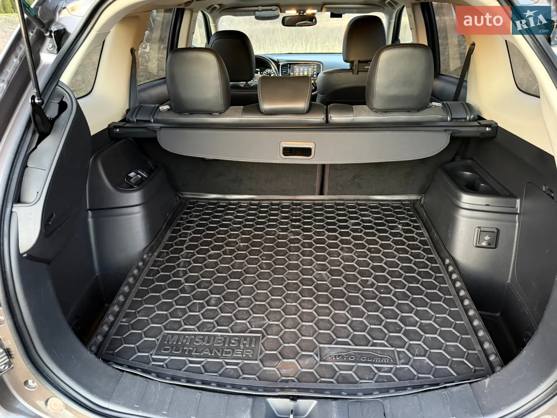 2019 Mitsubishi Outlander - мініатюра 9