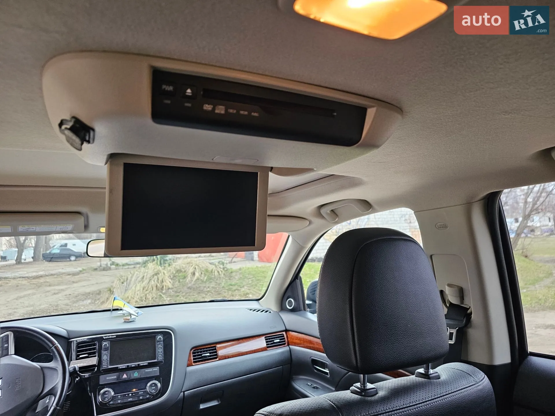 2014 Mitsubishi Outlander - мініатюра 18
