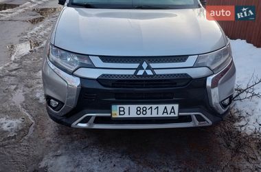 Позашляховик / Кросовер Mitsubishi Outlander 2018 в Лубнах