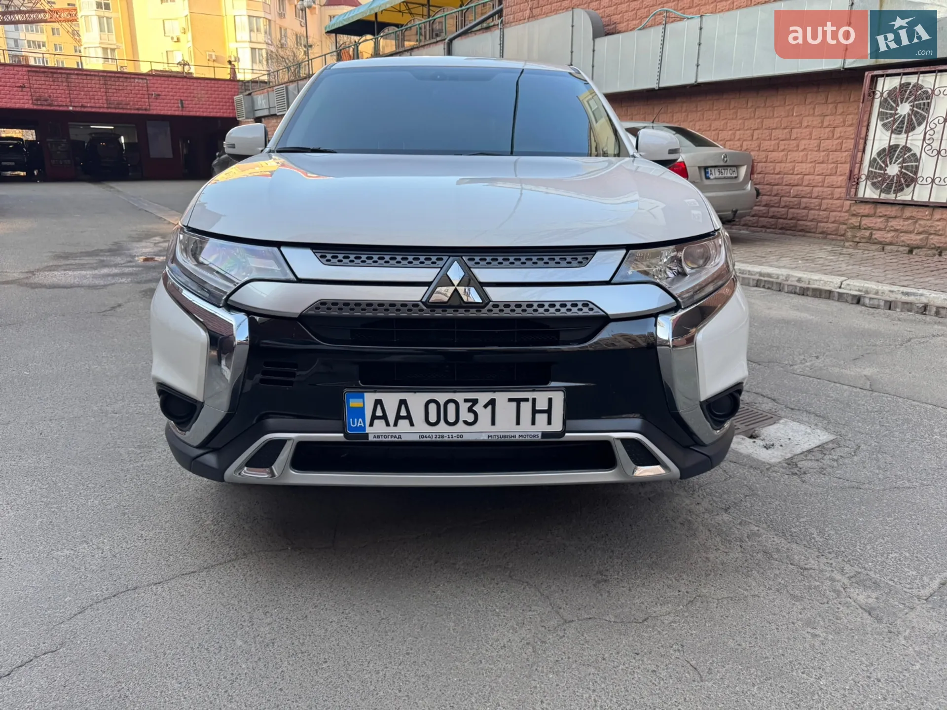 2019 Mitsubishi Outlander - мініатюра 13