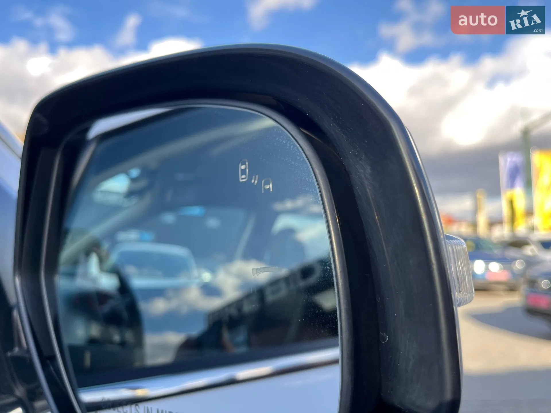 2018 Mitsubishi Outlander - мініатюра 30