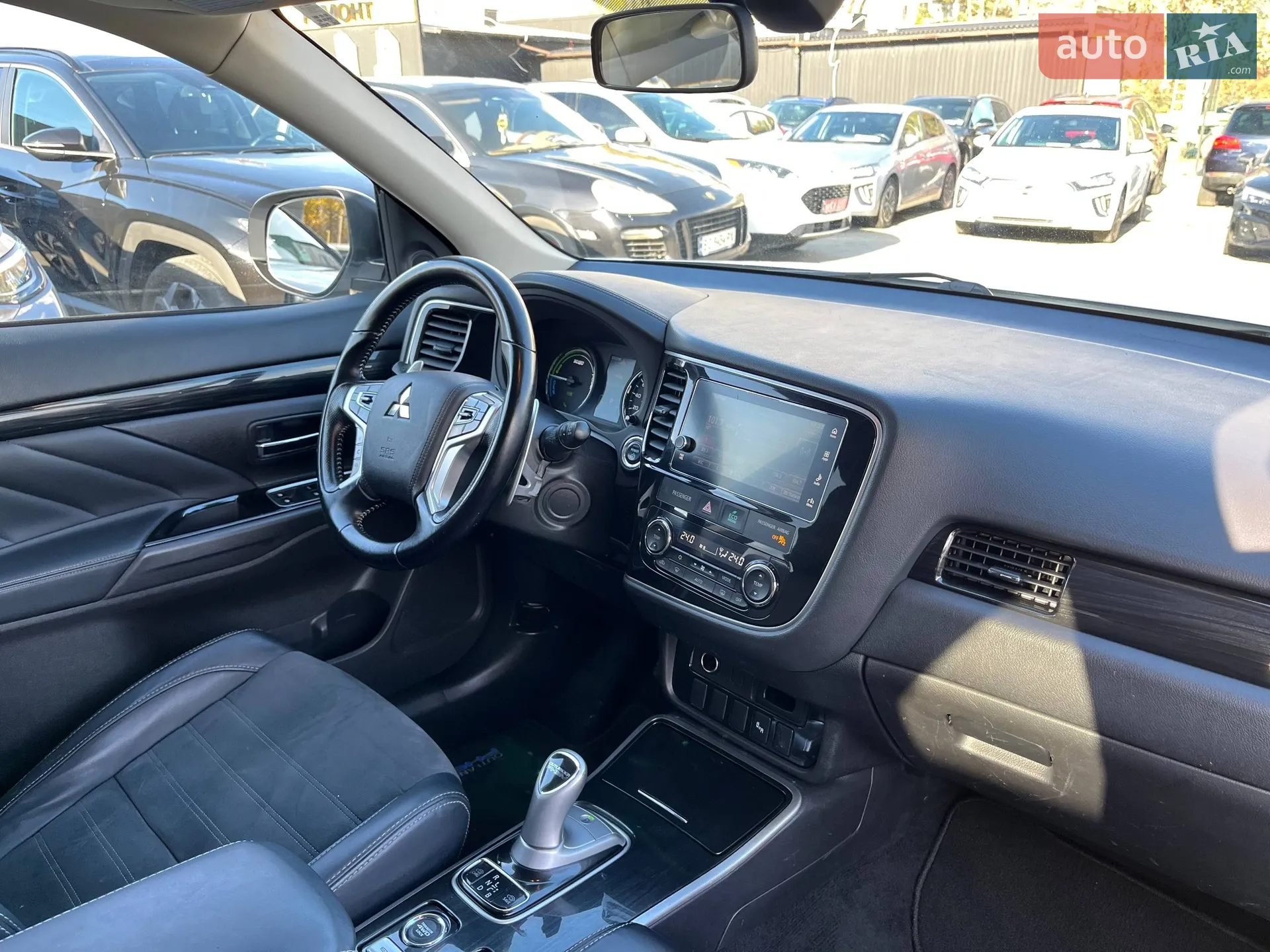 2018 Mitsubishi Outlander - мініатюра 29