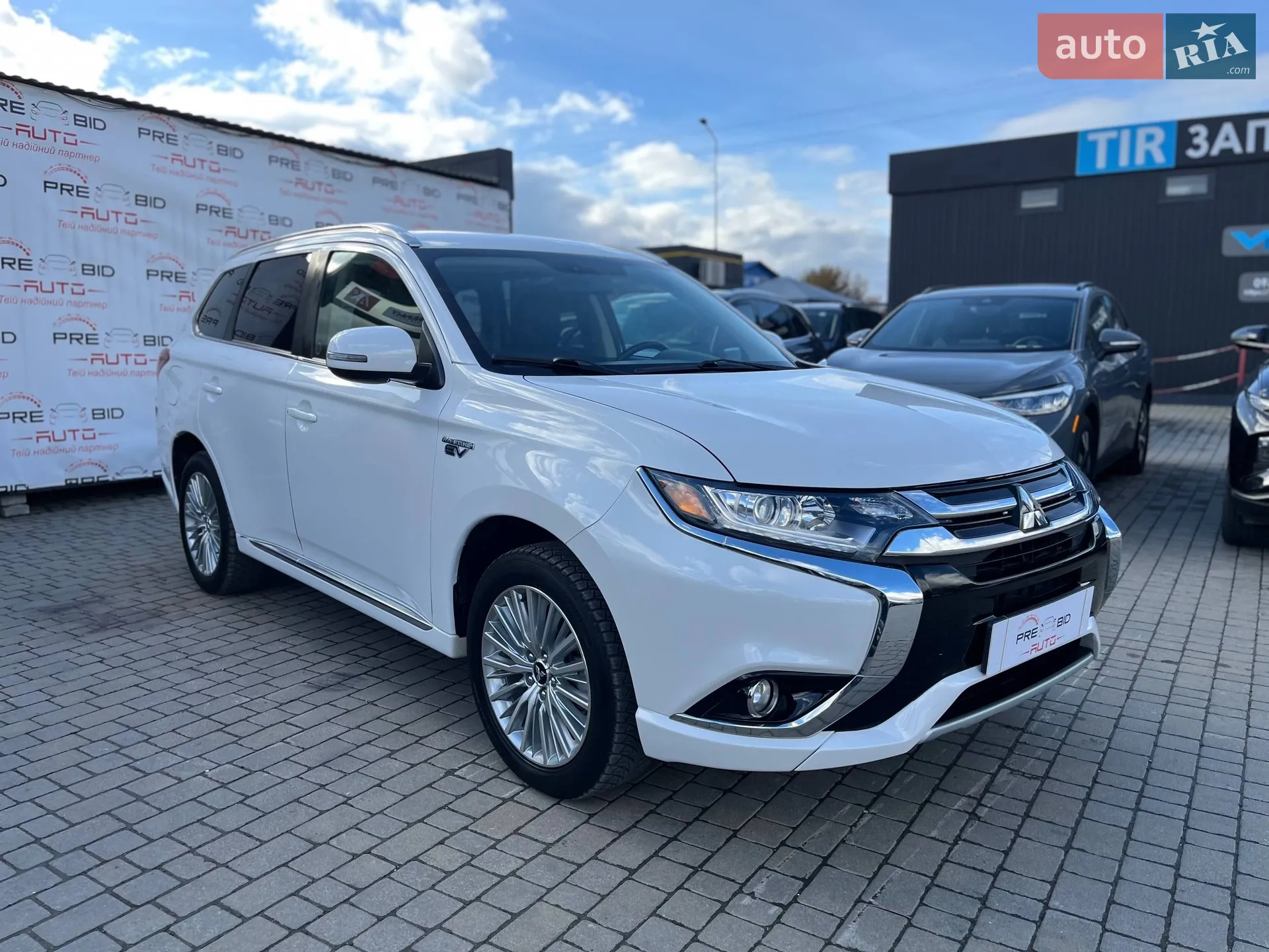 2018 Mitsubishi Outlander - мініатюра 11