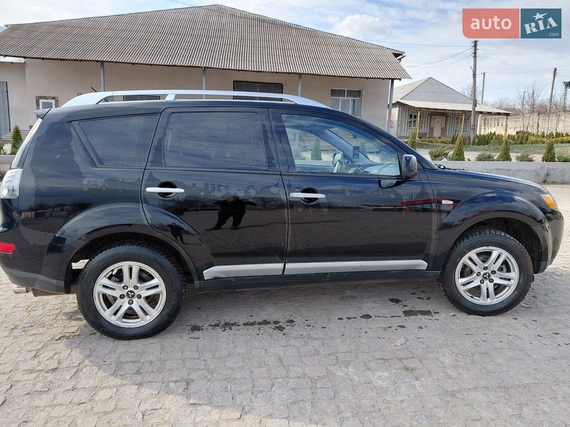 Внедорожник / Кроссовер Mitsubishi Outlander 2008 в Кельменцах