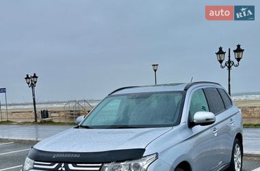 Позашляховик / Кросовер Mitsubishi Outlander 2012 в Одесі