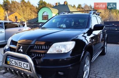 Внедорожник / Кроссовер Mitsubishi Outlander 2004 в Львове