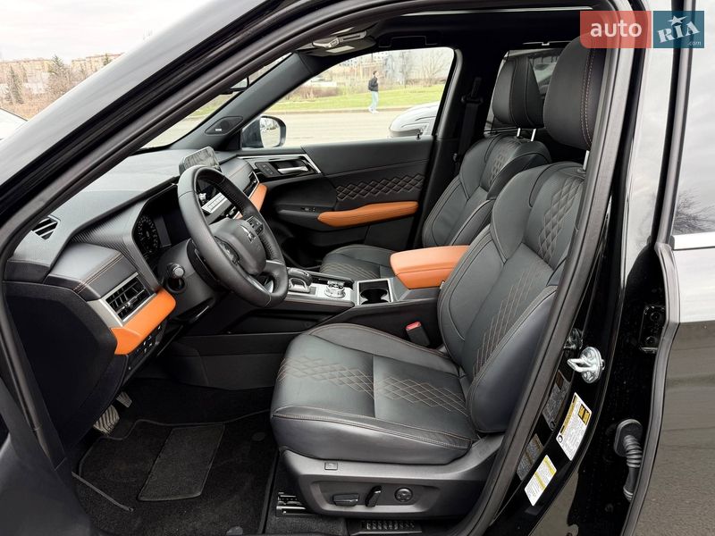 Внедорожник / Кроссовер Mitsubishi Outlander 2024 в Кривом Роге