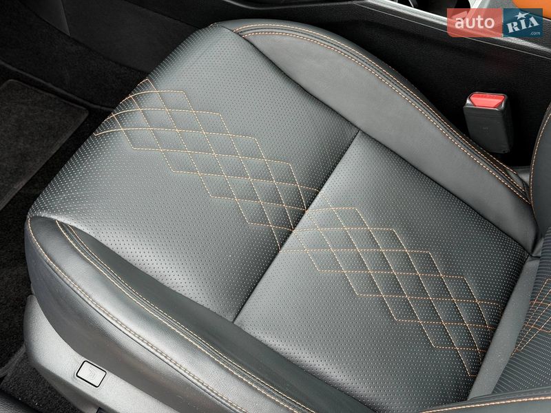 Внедорожник / Кроссовер Mitsubishi Outlander 2024 в Кривом Роге