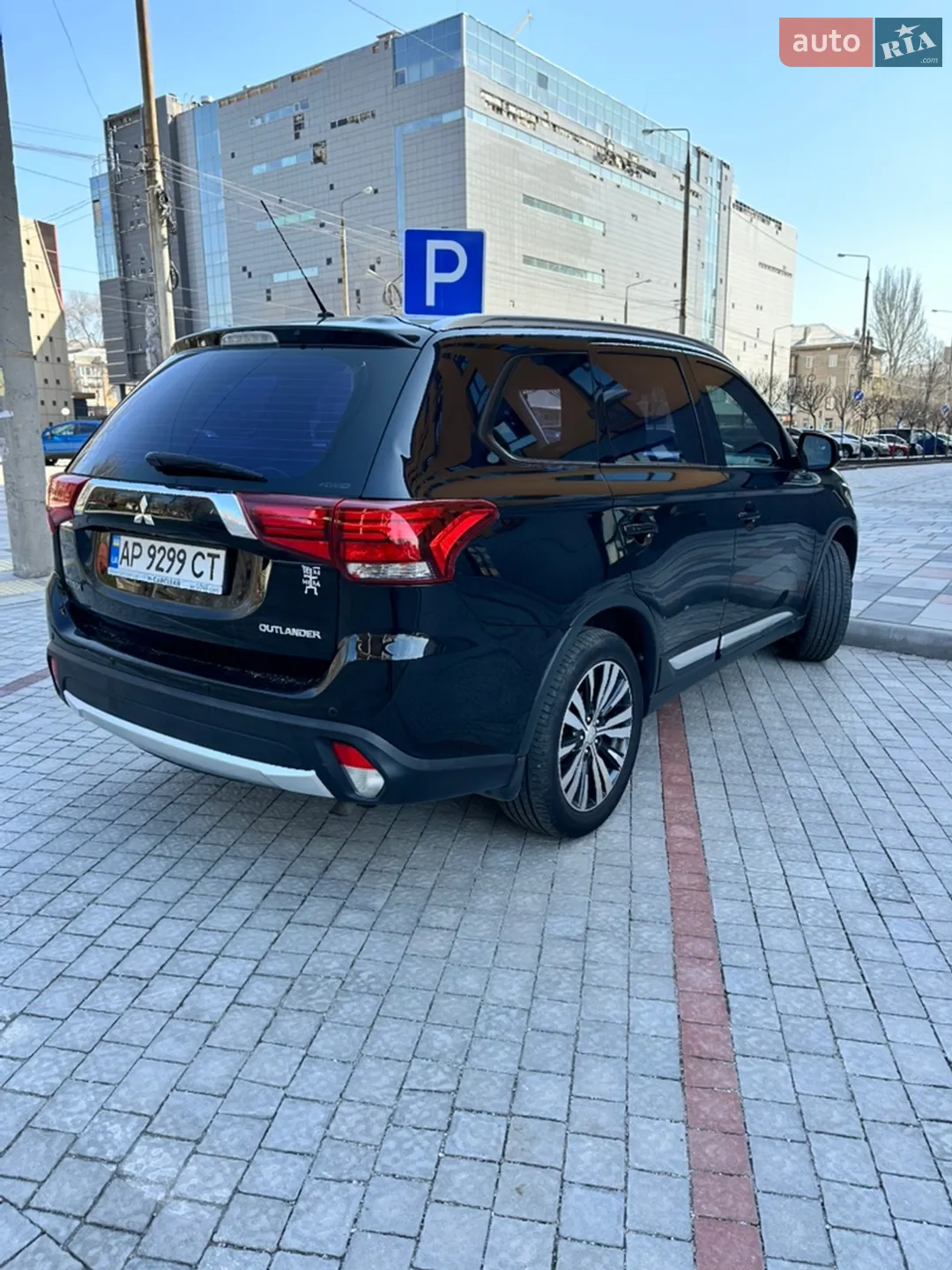 2016 Mitsubishi Outlander - мініатюра 5
