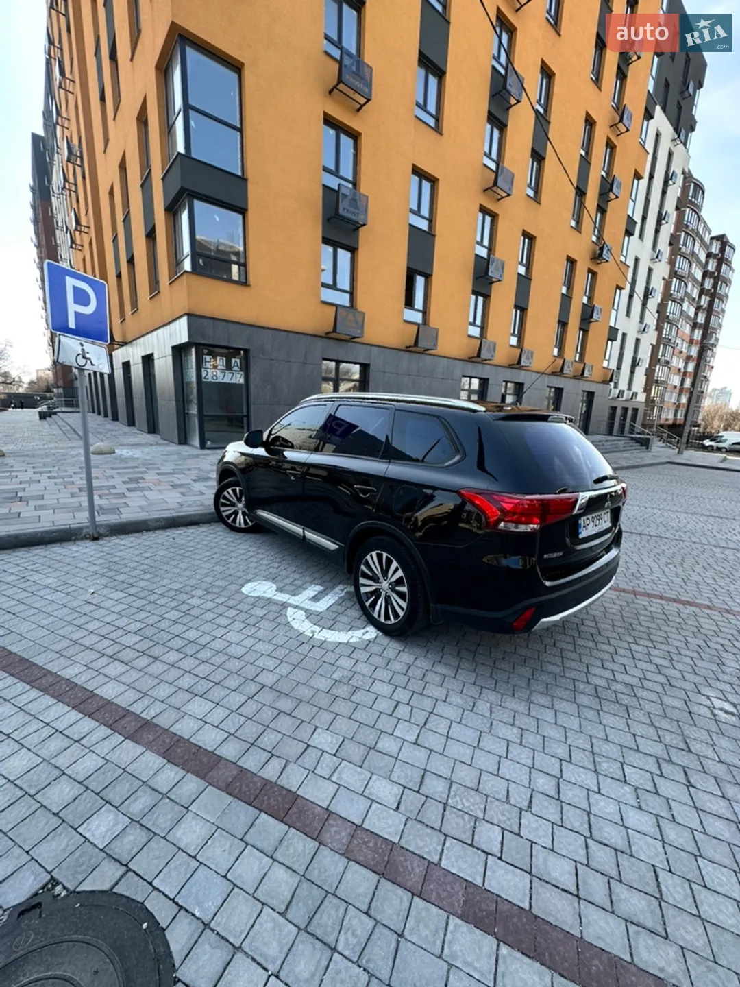 2016 Mitsubishi Outlander - мініатюра 7