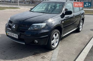 Позашляховик / Кросовер Mitsubishi Outlander 2008 в Києві
