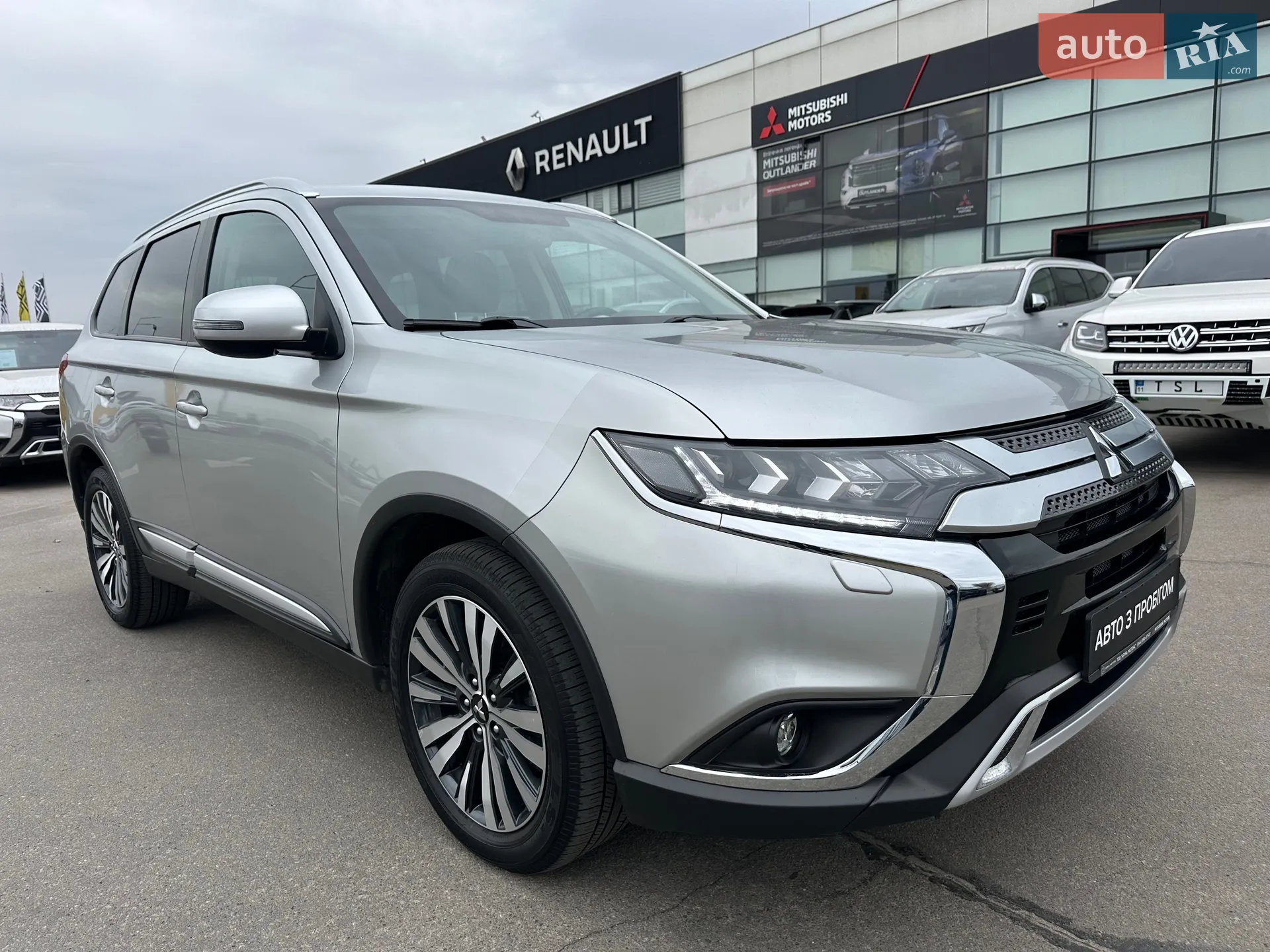 2022 Mitsubishi Outlander - мініатюра 2