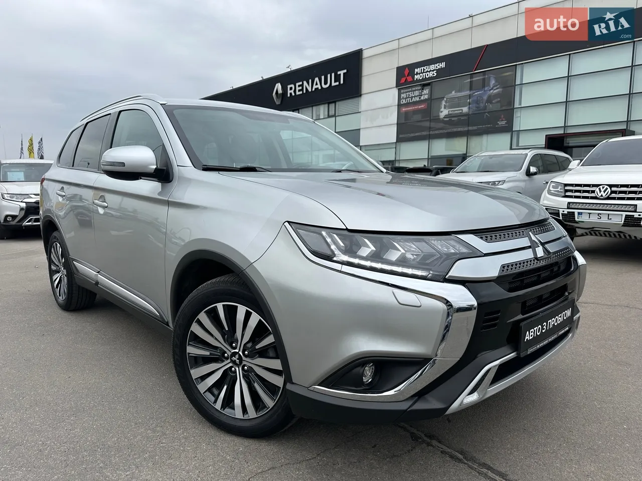 2021 Mitsubishi Outlander - мініатюра 17