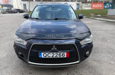 Позашляховик / Кросовер Mitsubishi Outlander 2010 в Львові
