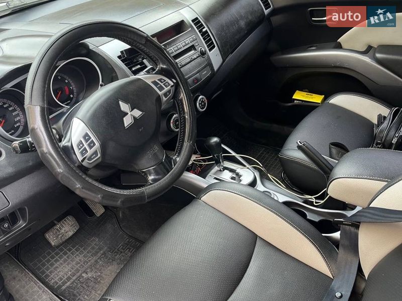 Внедорожник / Кроссовер Mitsubishi Outlander 2008 в Хмельницком