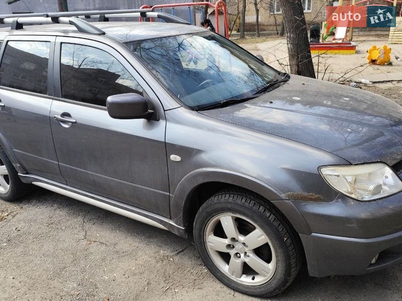 Mitsubishi Outlander 2008