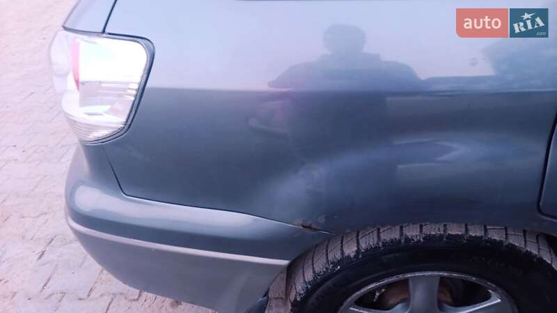 Внедорожник / Кроссовер Mitsubishi Outlander 2003 в Ирпене фото 8 Внедорожник / Кроссовер Mitsubishi Outlander 2003 в Ирпене