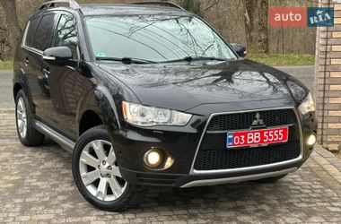Внедорожник / Кроссовер Mitsubishi Outlander 2011 в Коломые