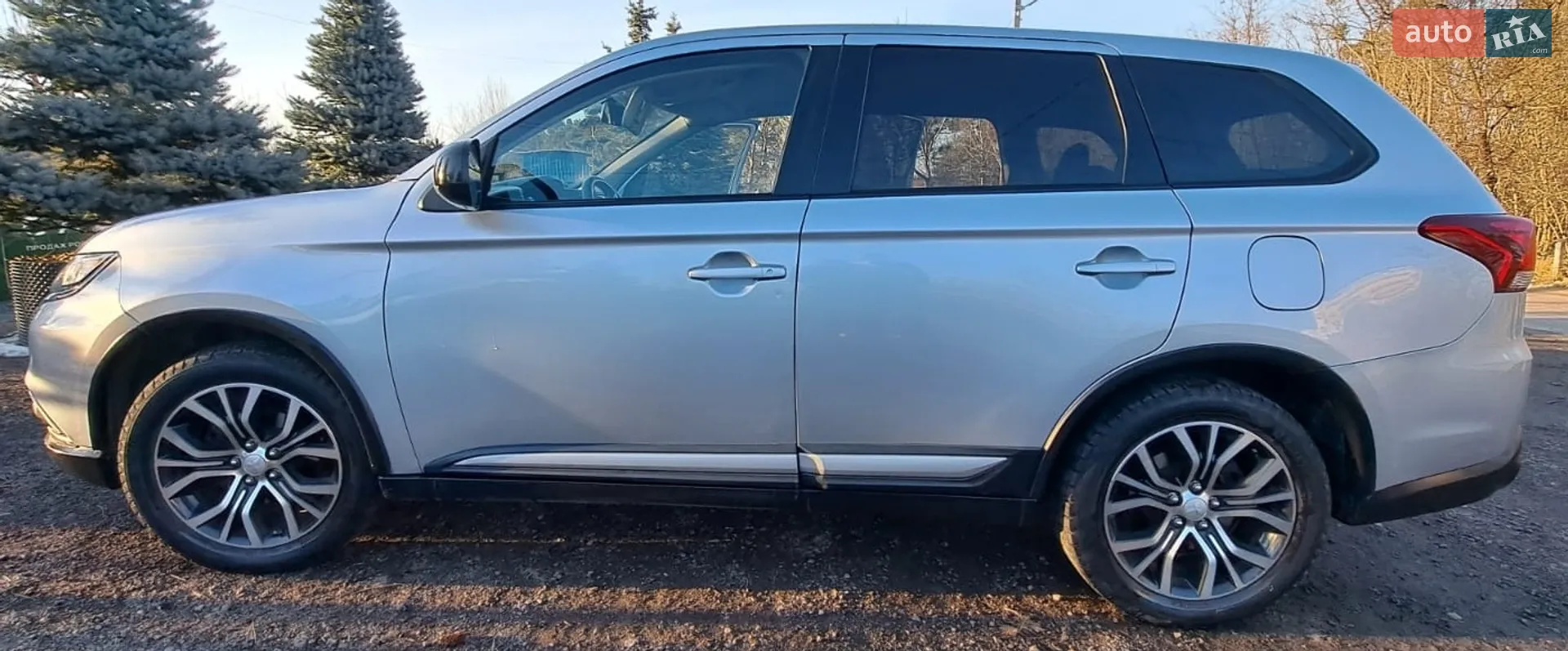 2016 Mitsubishi Outlander - мініатюра 5