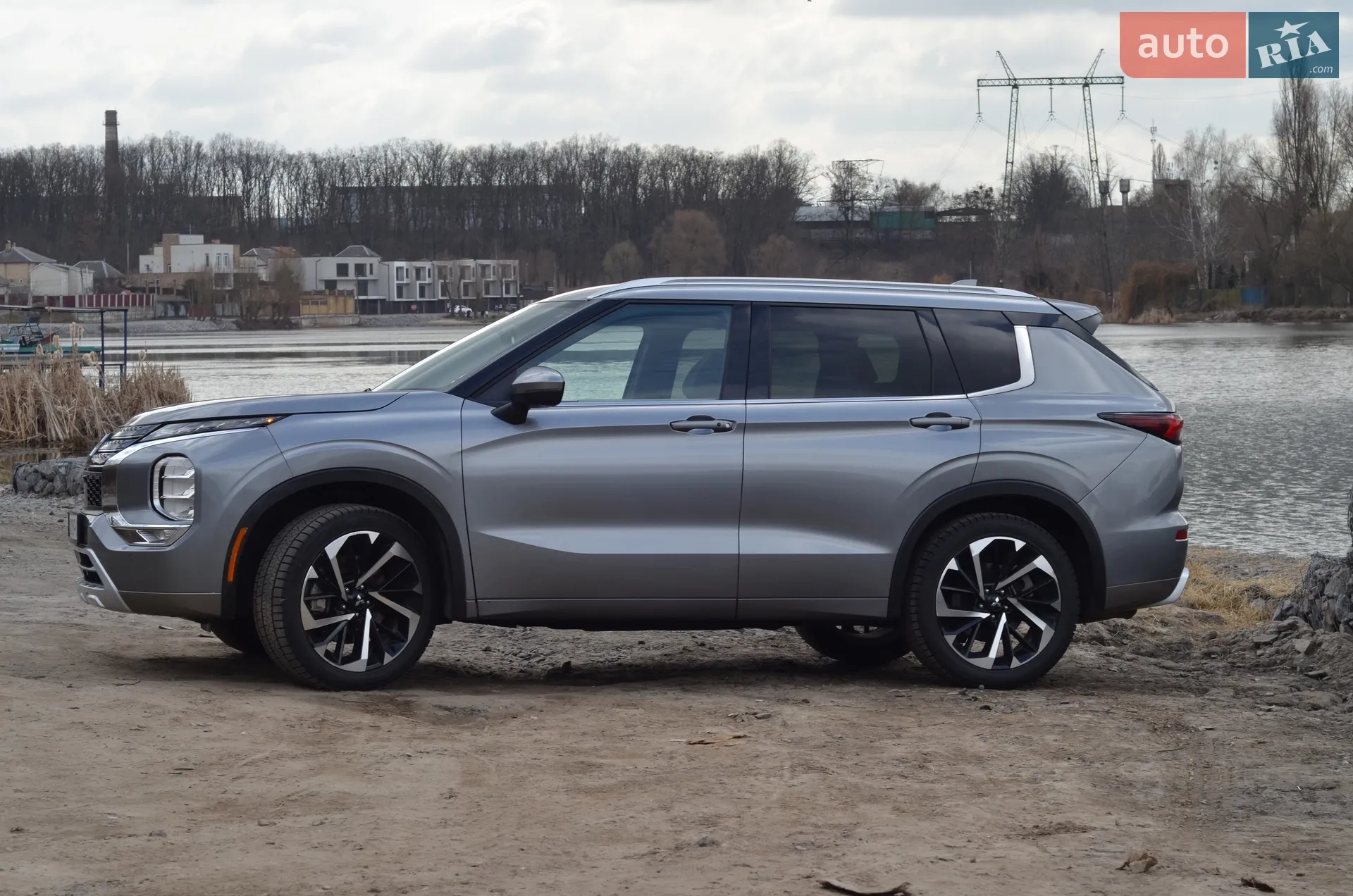 2023 Mitsubishi Outlander - мініатюра 2