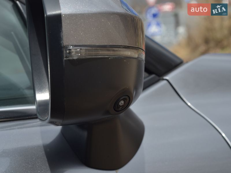 Внедорожник / Кроссовер Mitsubishi Outlander 2023 в Киеве