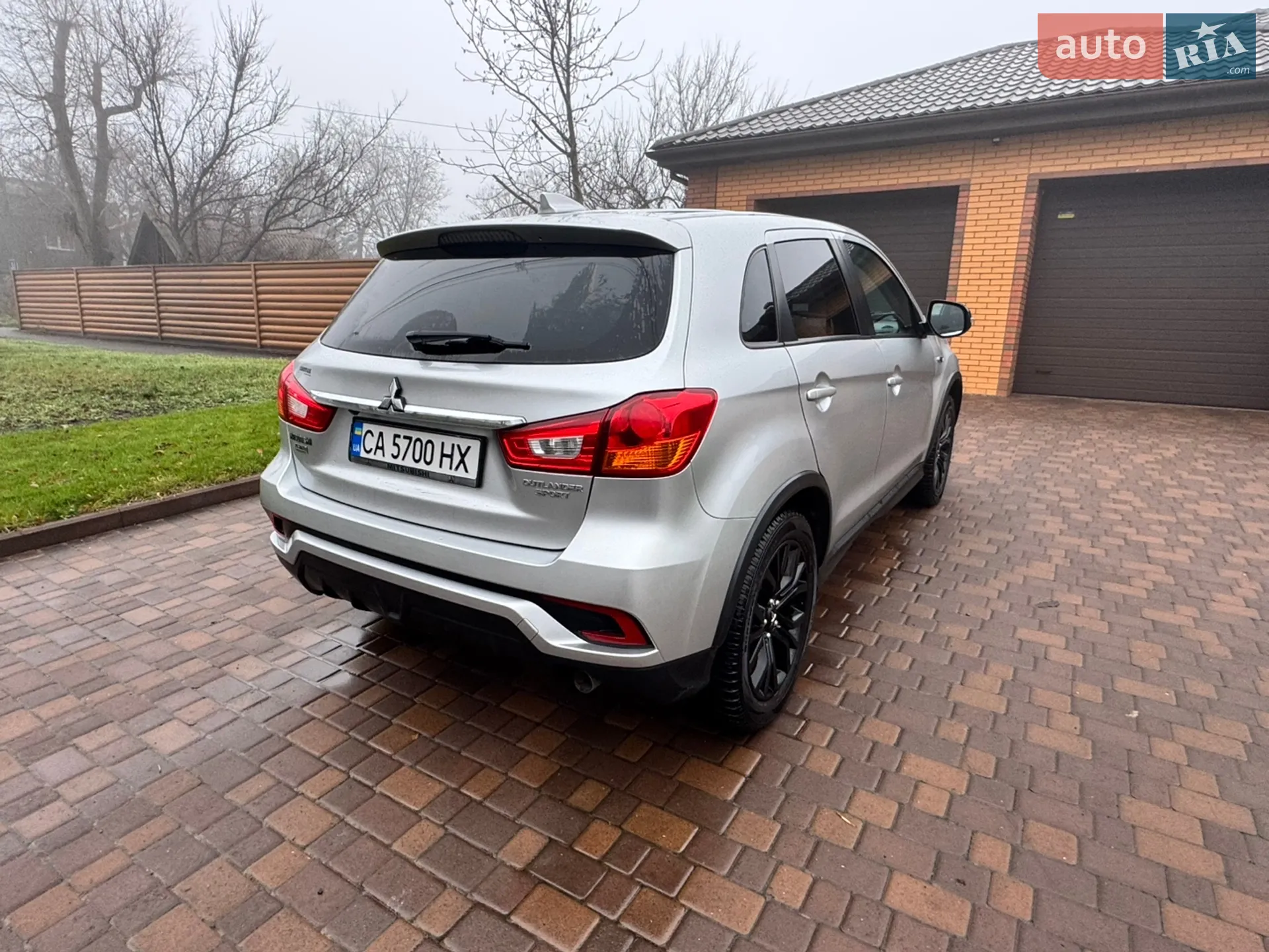 2017 Mitsubishi Outlander - мініатюра 6