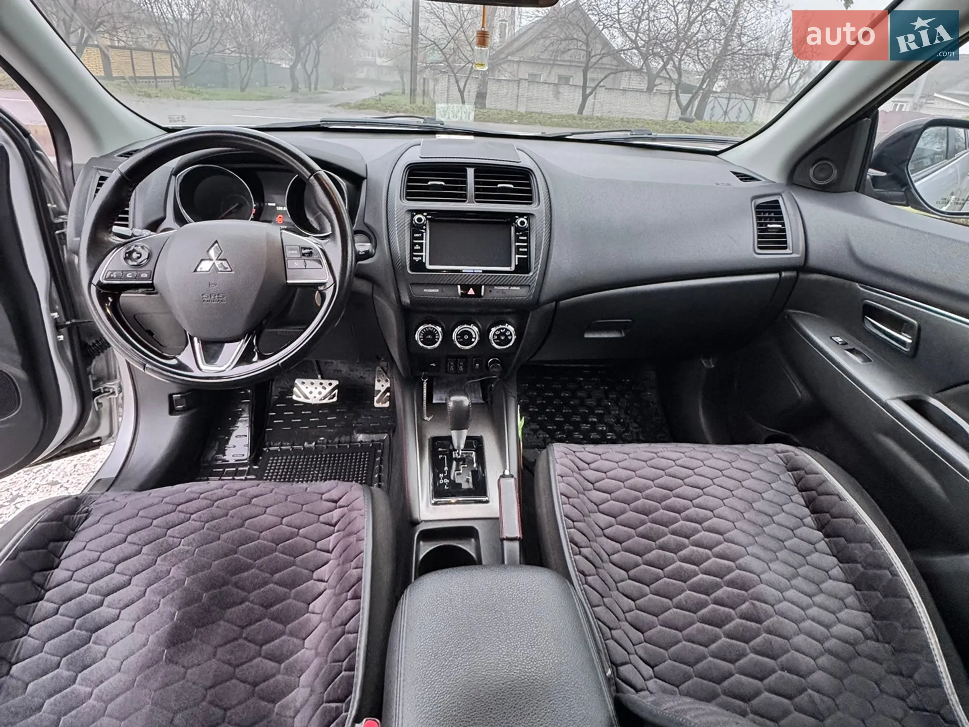 2017 Mitsubishi Outlander - мініатюра 12