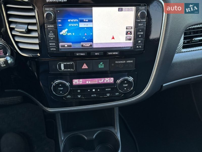 Внедорожник / Кроссовер Mitsubishi Outlander 2013 в Сарнах