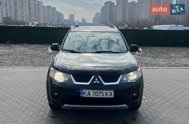 Позашляховик / Кросовер Mitsubishi Outlander 2007 в Києві