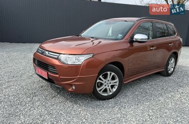 Внедорожник / Кроссовер Mitsubishi Outlander 2013 в Павлограде