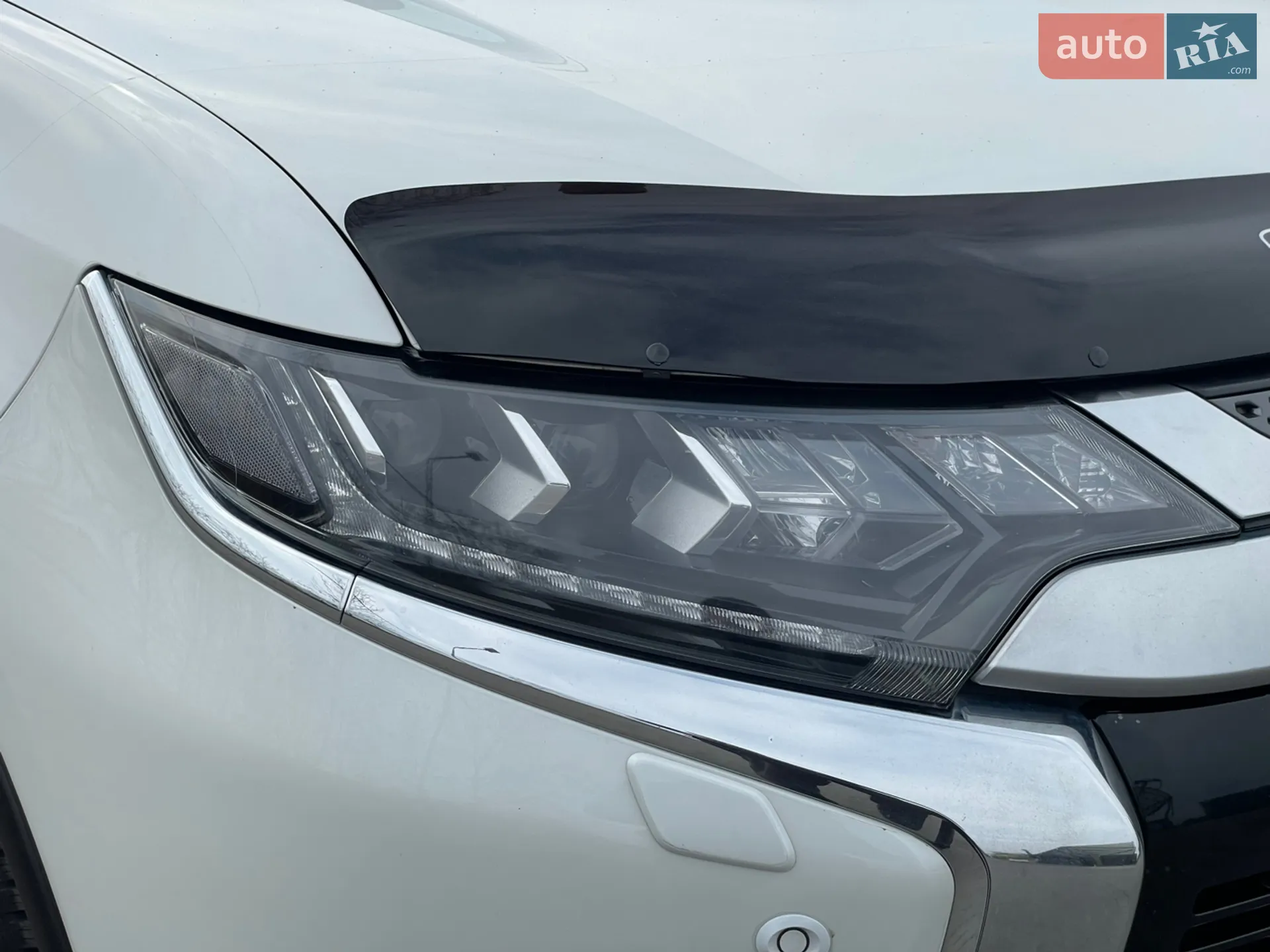 2020 Mitsubishi Outlander - мініатюра 34