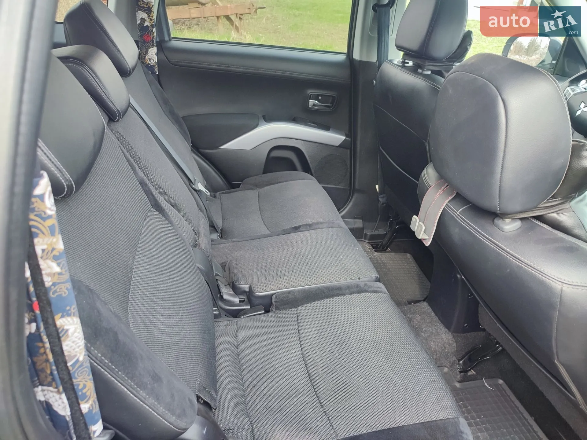 2010 Mitsubishi Outlander - мініатюра 11