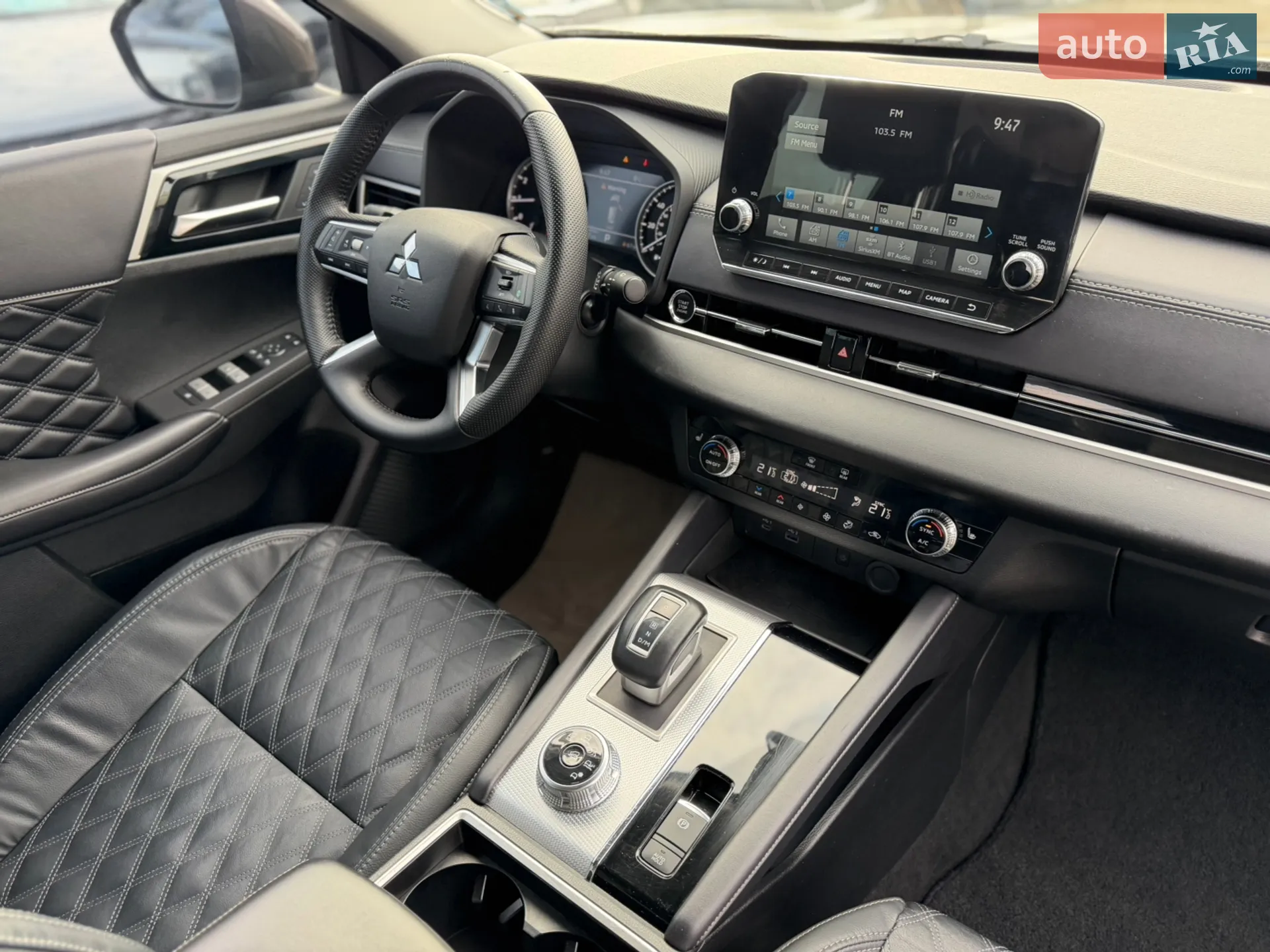 2022 Mitsubishi Outlander - мініатюра 26