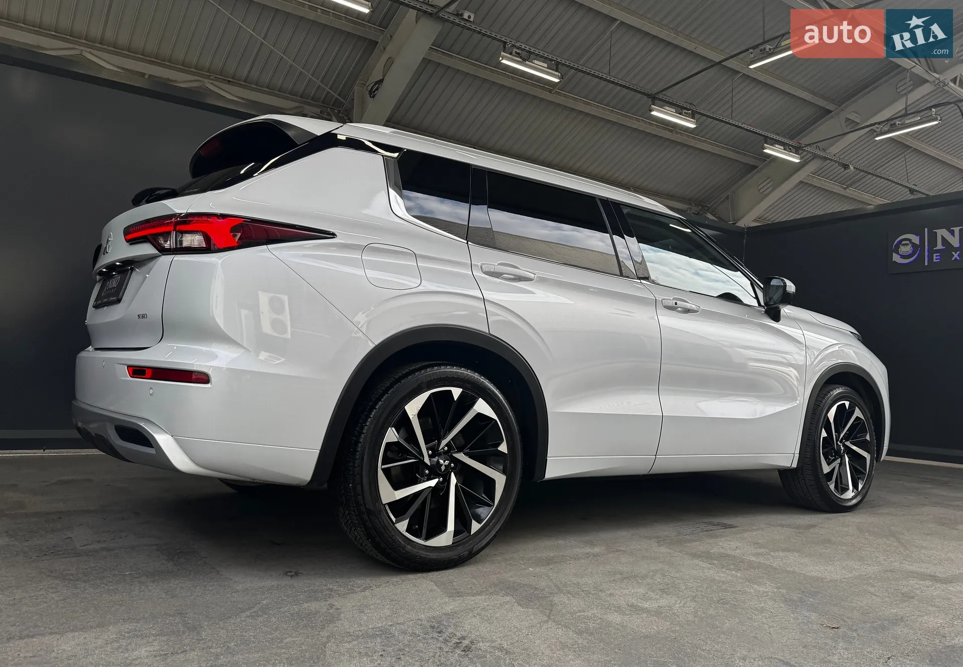 2024 Mitsubishi Outlander - мініатюра 17