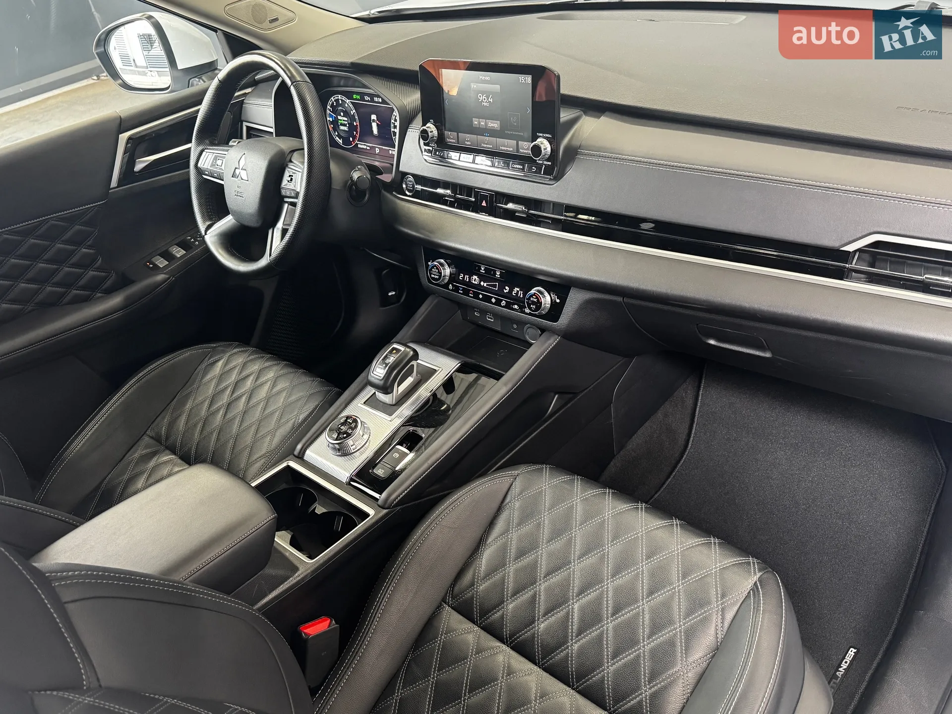 2024 Mitsubishi Outlander - мініатюра 28