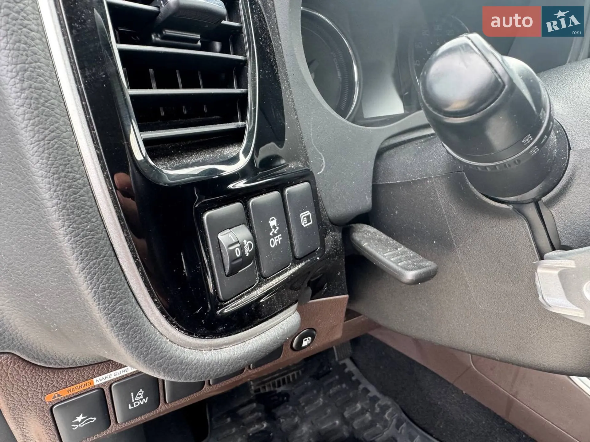 2018 Mitsubishi Outlander - мініатюра 11