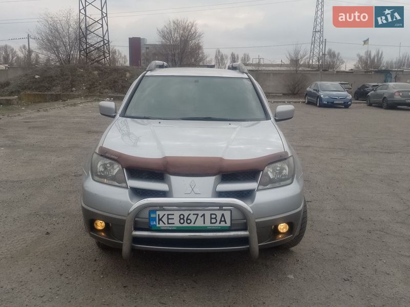 Позашляховик / Кросовер Mitsubishi Outlander 2003 в Дніпрі