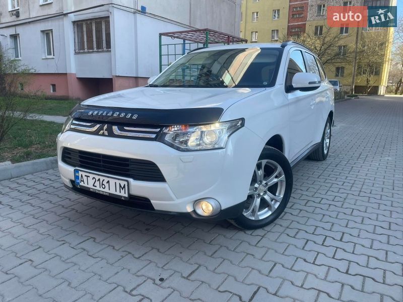 Mitsubishi Outlander 2013