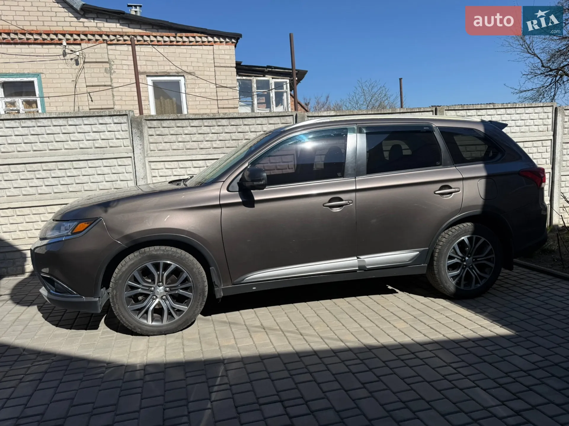 2017 Mitsubishi Outlander - мініатюра 4