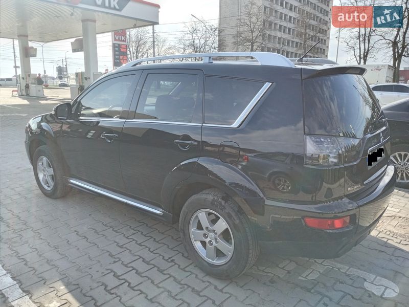 Позашляховик / Кросовер Mitsubishi Outlander 2010 в Тернополі