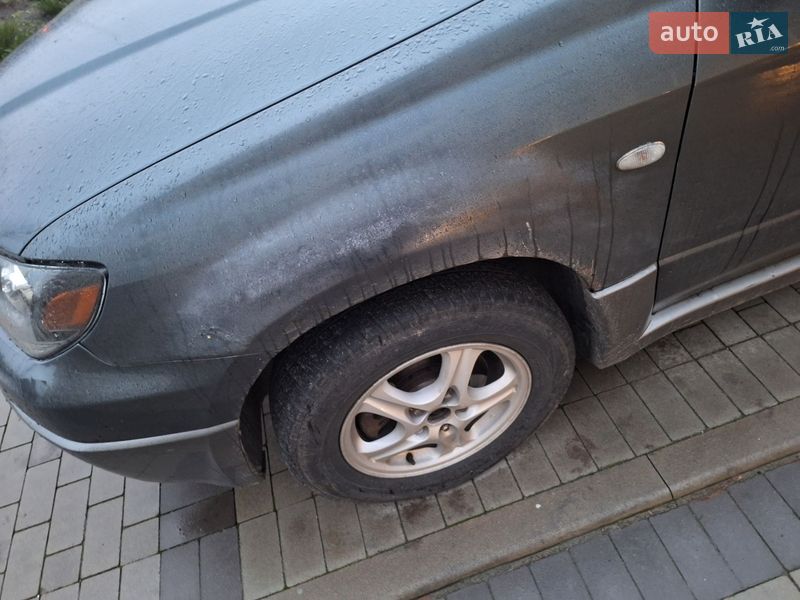 Внедорожник / Кроссовер Mitsubishi Outlander 2004 в Броварах