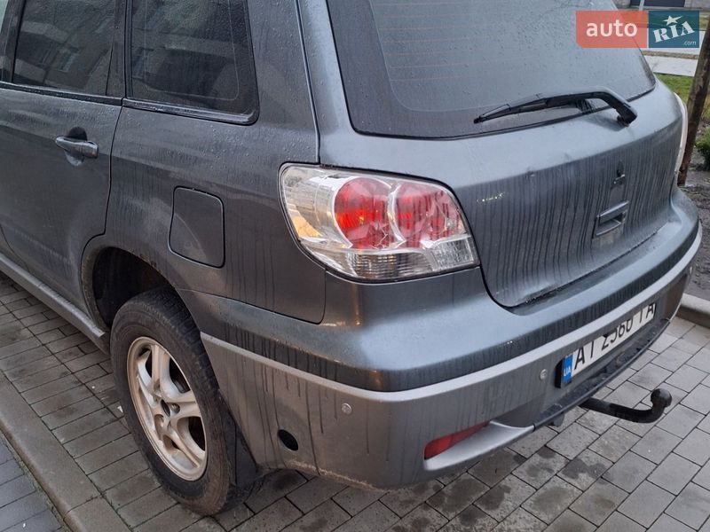 Внедорожник / Кроссовер Mitsubishi Outlander 2004 в Броварах