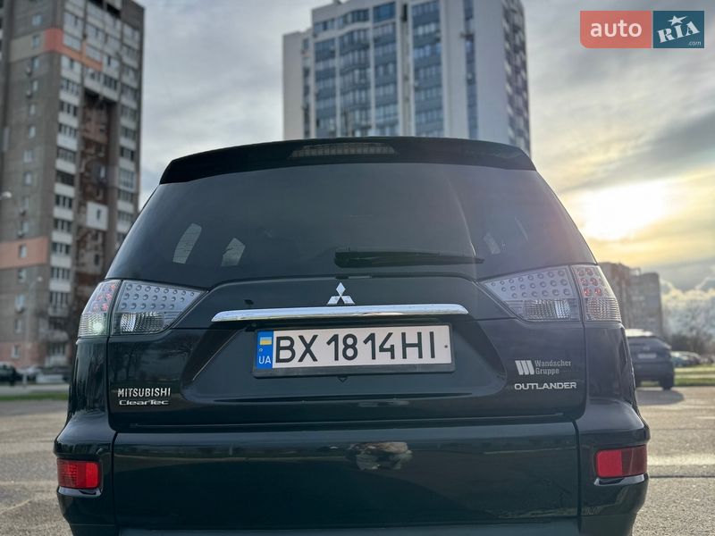 Внедорожник / Кроссовер Mitsubishi Outlander 2012 в Черкассах